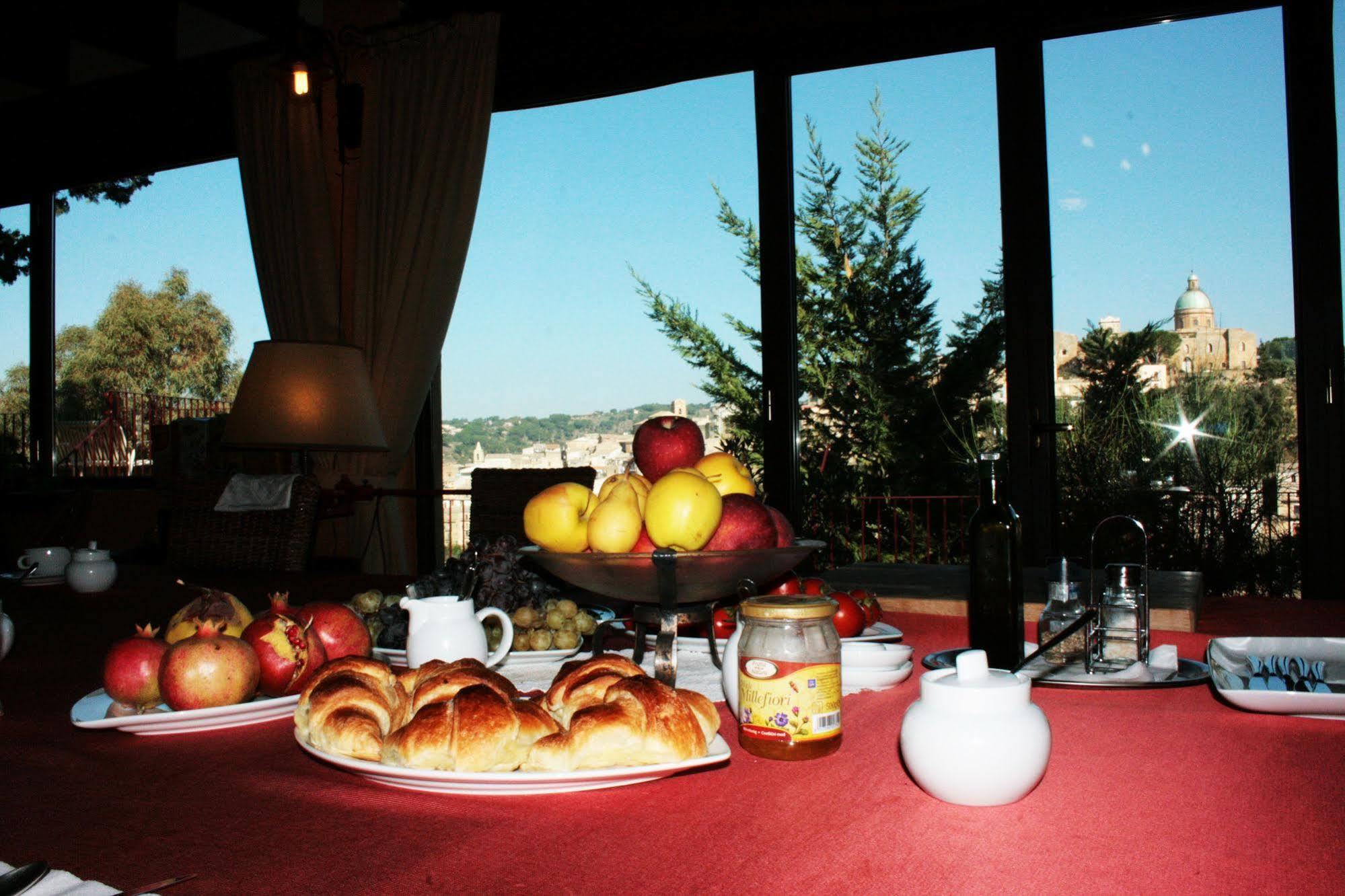 La Casa Sulla Collina D'Oro Bed & Breakfast Piazza Armerina Dış mekan fotoğraf